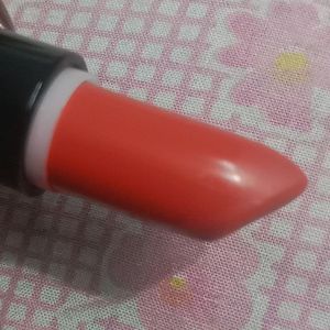 Matte Red lipstick BEAUTY BERRY