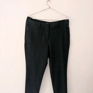 Dark Green Checked Formal Pants | Allen Solly
