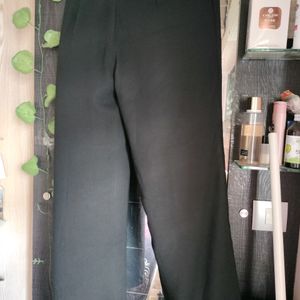 109° F Black Plazo Pant