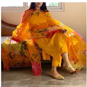 paax flora print kurta /trouser