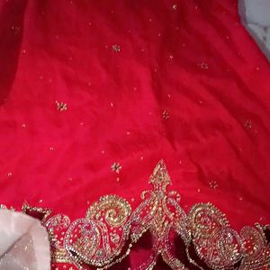 Bhut Khubsurat Silk Suit