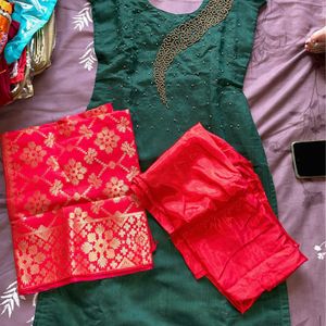 Elegant Work Green And Red Kurta Set