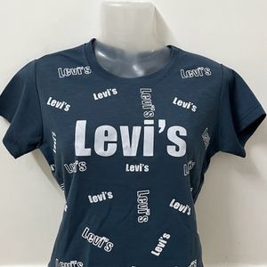 Local brand Levi’s printed top