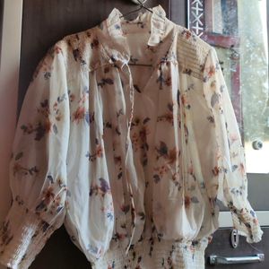 Flower Printed With Puff Sleeves Top