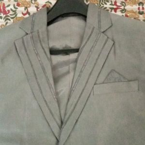 deA Blazer With Fully New Condition....