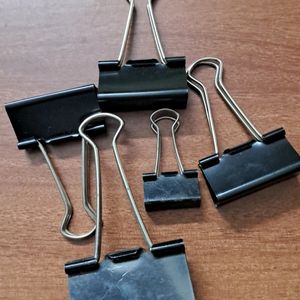 Binder Clips(Pack Of 4) And Arrow Flags(1.3*4.5mm)(2.5*5=125 Sheets)