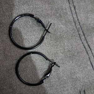 Sale On: Pair Of 3 Earings