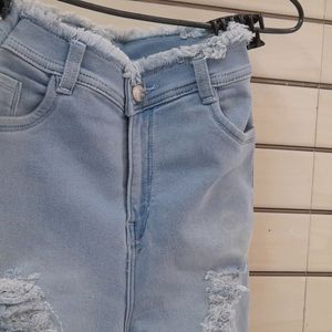 High Waisted Slim Fit Jean