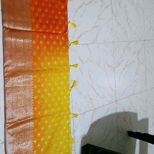 Organza Saree With Zarri Buttis