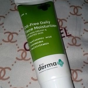 Oil free Daily face moisturizer