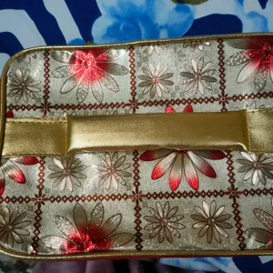 Make-up Box