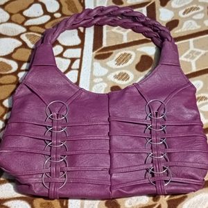 Handbag 👜 With 2 Apartments