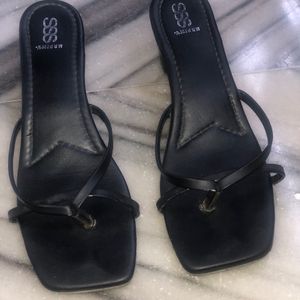 Sandal