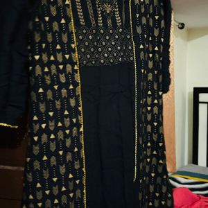 Black Kurti