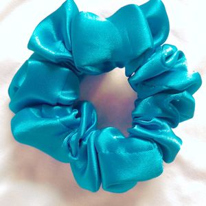 Beautiful Blue Scrunchies 💙