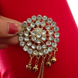 juda pin with diamond