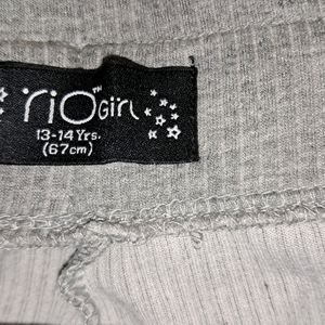 Girls Short Plazo....