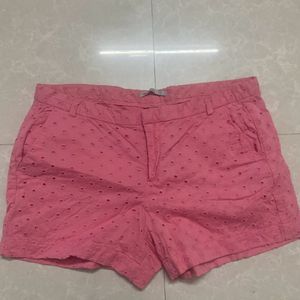 T Back H&M With Chicken Shorts