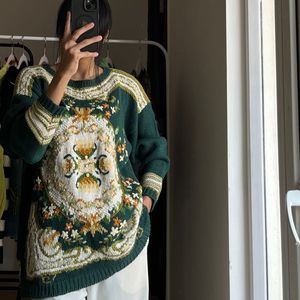 Vintage oversized Floral Hand knitted sweater