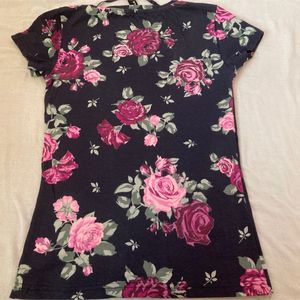 Floral Strachable Top