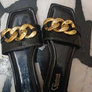 Black Slider Sandals With Golden Chain