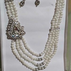 Pearl Set With Earings