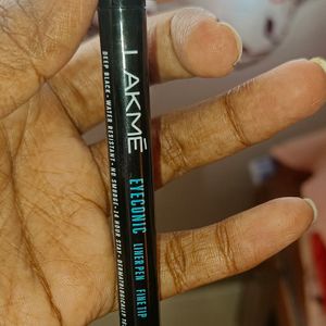 Lakme Eyeconic Liquid Eye Liner Pen 1 ML