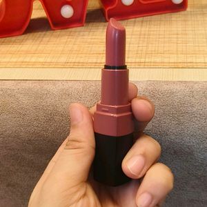 Bobbi Brown Lipstick