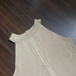 Halterneck top