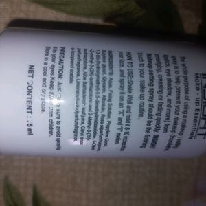 Insight Makeup Fixer Spray