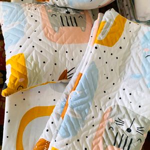 🩷 Combo Of Very Cute Printed Bedsheet 🩷