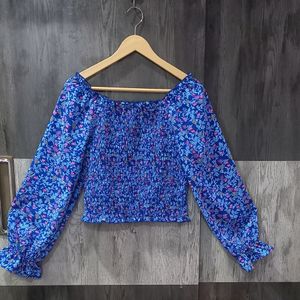 Cutie Long Sleeves Crop Top