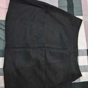 H&M Black Short Skirt