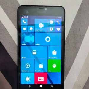 Microsoft Lumia 1067