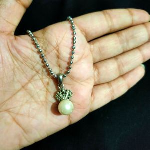 White Pearl Neck Chain (Artificial)