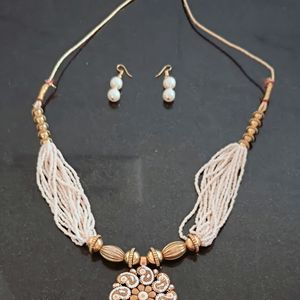 Partywear heavy Jwellery Neckless Set