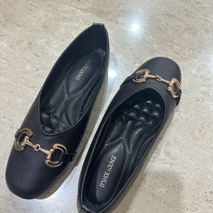 Brand New Black Ballerinas