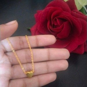 Aesthetic Minimal Thin Artificial Gold Heart Chain