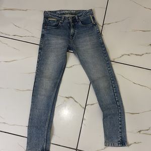 Common Jeans