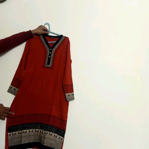 Women's Red Kurti Size -small