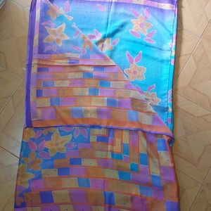Colorful saree with No flaws