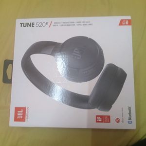 NEW JBL 520BT Wireless On Ear Headphones with Mic