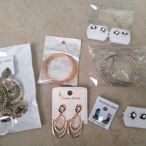 ❤️Offer❤️ 3 Pairs Earings+ Maangtika