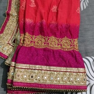 Elegant Ombre Saree with Embroidered Border