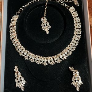 Necklace Set