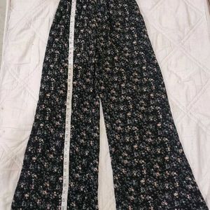 SHEIN Flared Trouser Size Fits 24-30