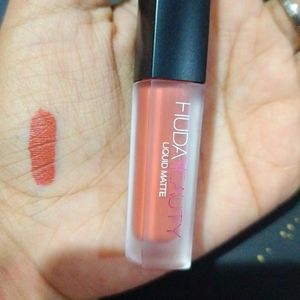 Huda Beauty Lipstick ❣️😍🤭😌🤭