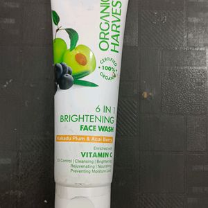 Organic Harvest 6 In 1 Brightening Facewash