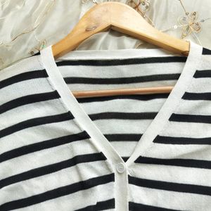 Strip Crop Thin Sweater