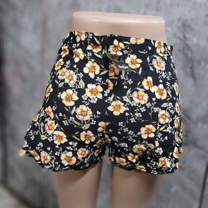 Black Floral Printed Shorts